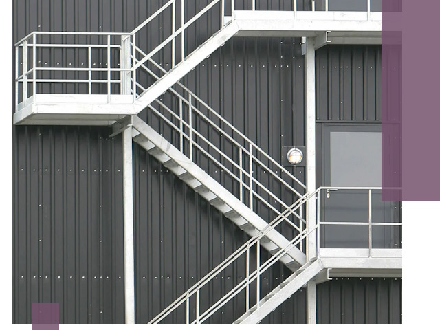 Изготовление и монтаж пожарных лестниц в Апатитах быстро и надежно