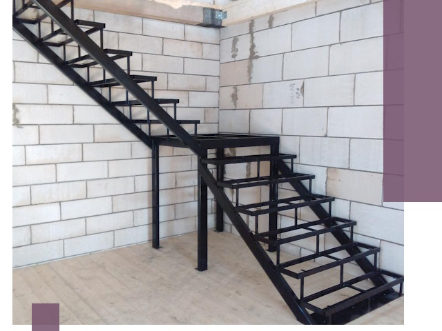 Лестницы на металлокаркасе под ключ в Апатитах — изготовление и монтаж