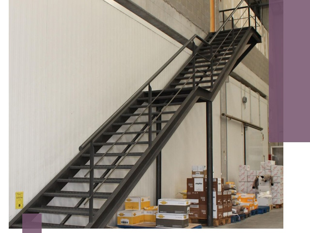 Лестницы для производства в Апатитах — изготовление и монтаж