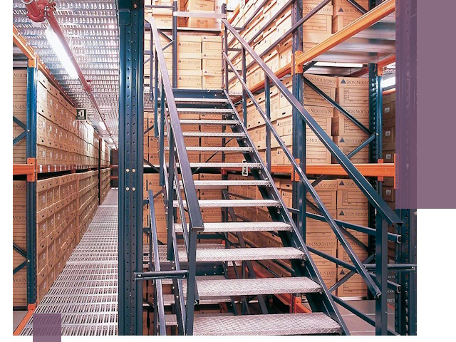 Лестницы складские прочные и безопасные под ключ в Апатитах