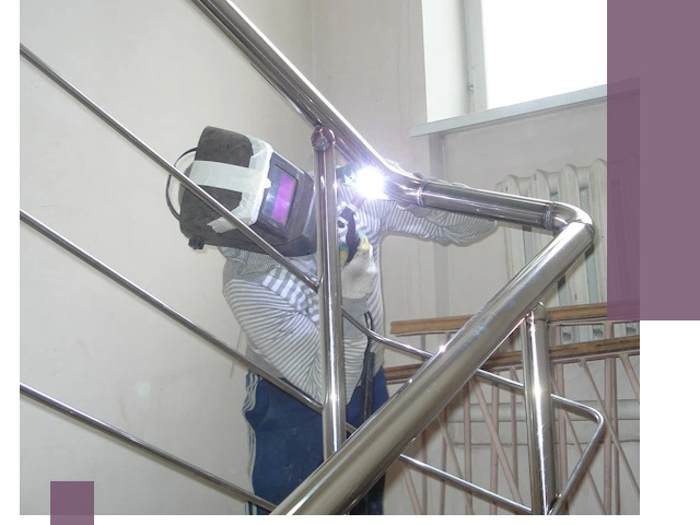 Монтаж перил и ограждений качественно в Апатитах