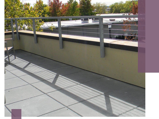 Металлические парапеты под ключ в Апатитах: монтаж и изготовление