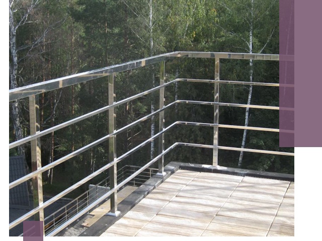 Парапеты из нержавеющей стали в Апатитах — изготовление и монтаж